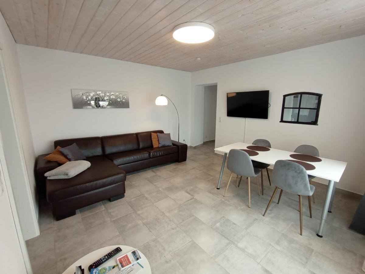 Erdgeschoss-Appartement Mit Seeblick Ahrensbok Exterior photo